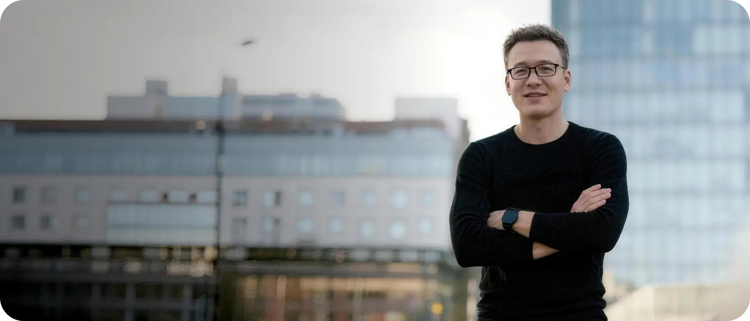 Youmi Yang, founder of TAILNTAIL, inventor of 100+ pet techno
logy patents